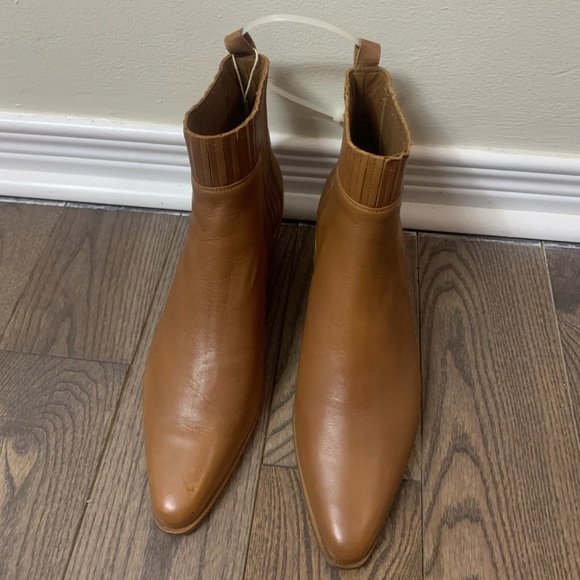 BN Vince Ankle Boots - Picture 5 of 5